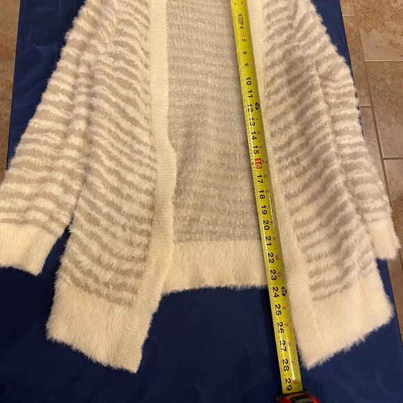 Jessica Simpson Girls Cream Long Sleeve Open Front Knit Cardigan Sweater SMALL - Picture 4 of 8
